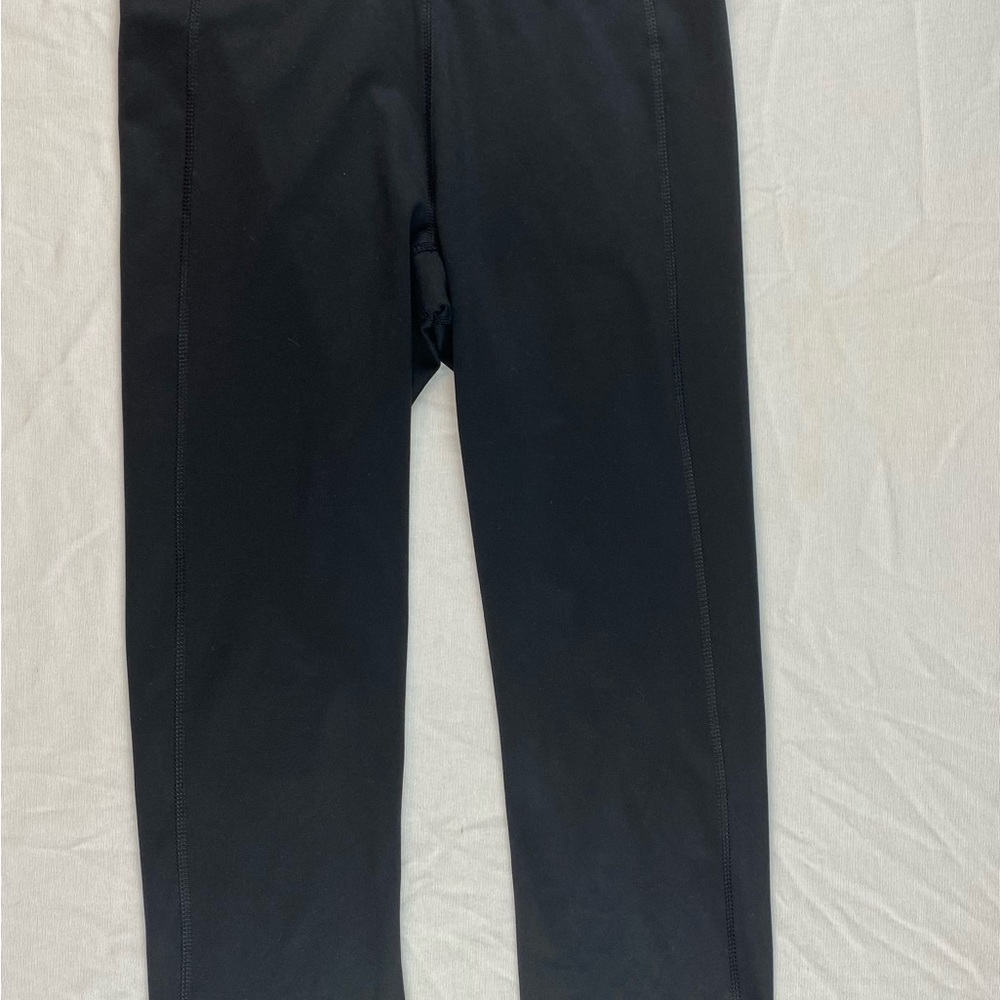 Women’s Yoga Bundle, Joy Lab Shirt & Capri Leggings, All in Motion Capri XS - Picture 4 of 7